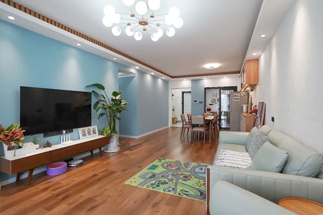 108㎡四居，打造室內(nèi)陽臺+休閑吧臺，體驗日系小清新生活